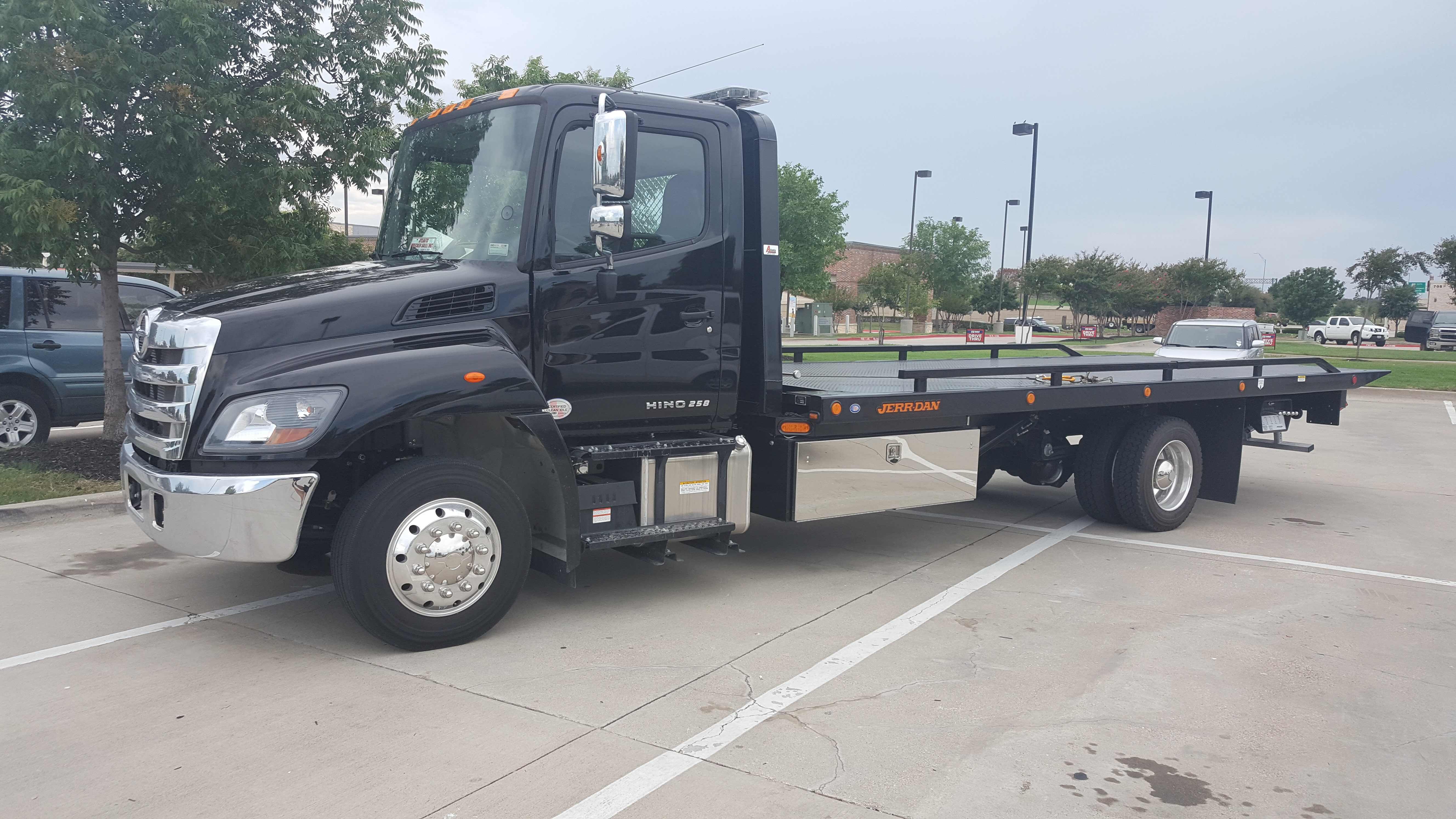 Towing Service & Roadside Assistance