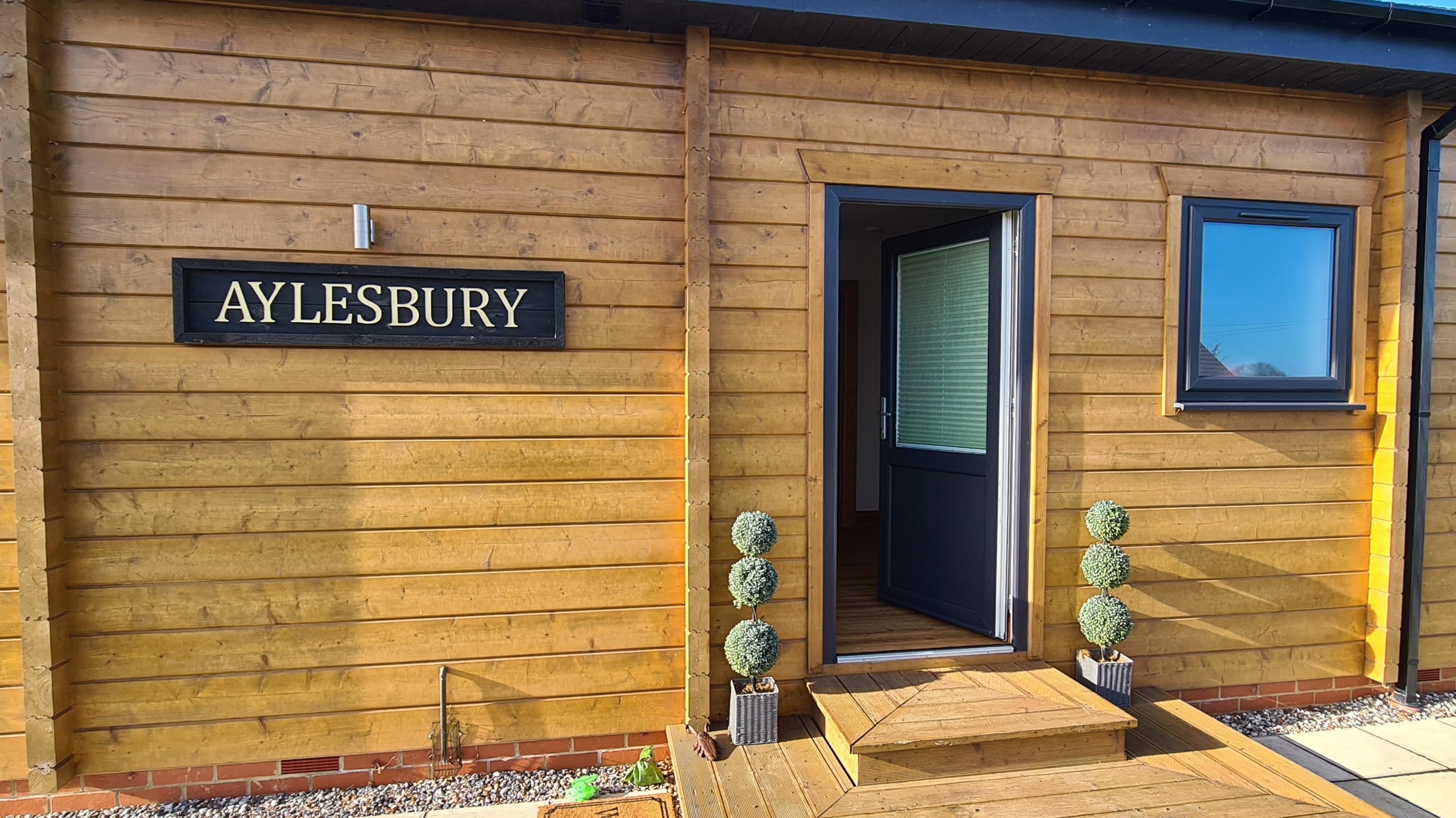 Claverings Farm Holiday Lodges